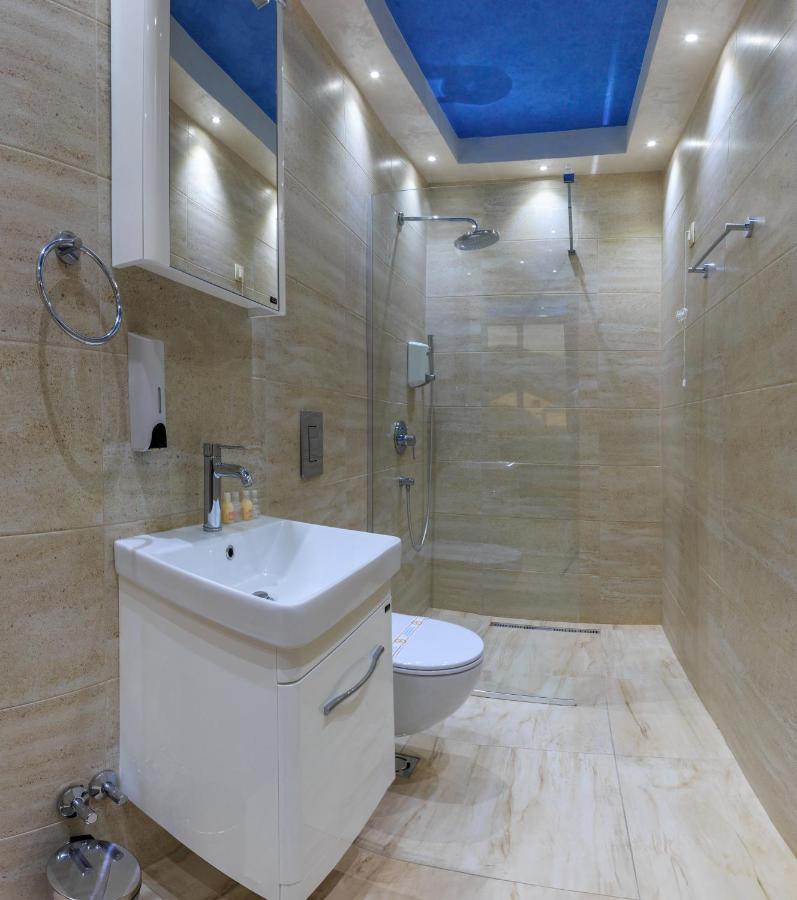 Hotel Maksim แฮร์เซ็ก-โนวี ภายนอก รูปภาพ