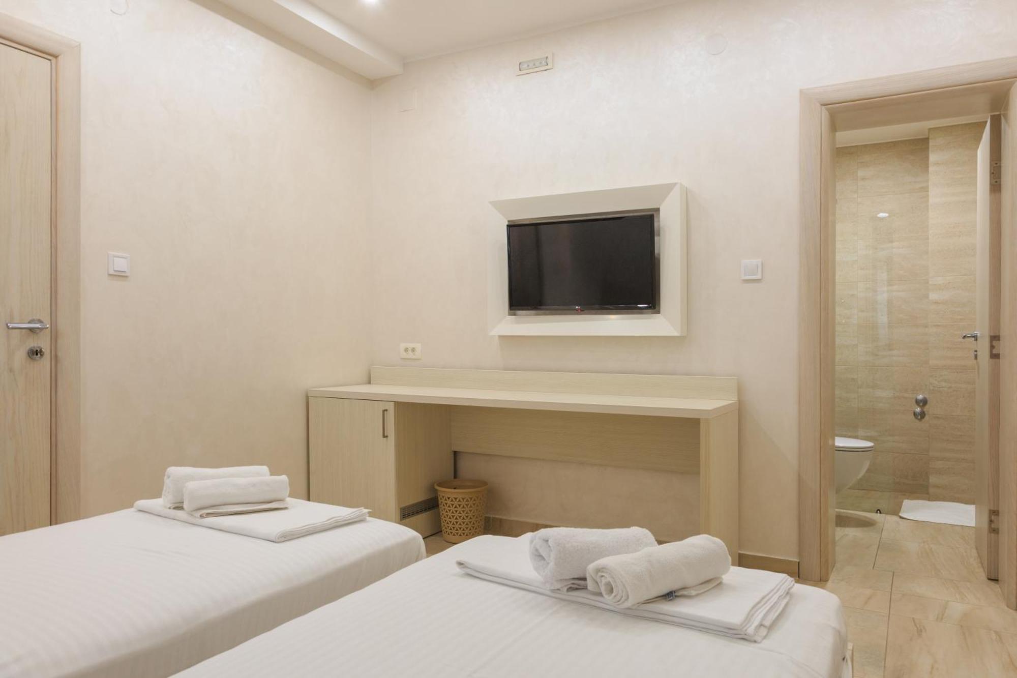 Hotel Maksim แฮร์เซ็ก-โนวี ภายนอก รูปภาพ