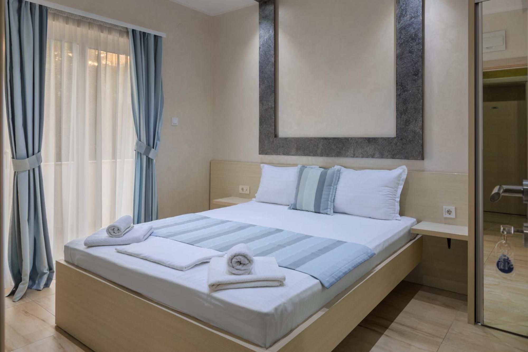 Hotel Maksim แฮร์เซ็ก-โนวี ภายนอก รูปภาพ