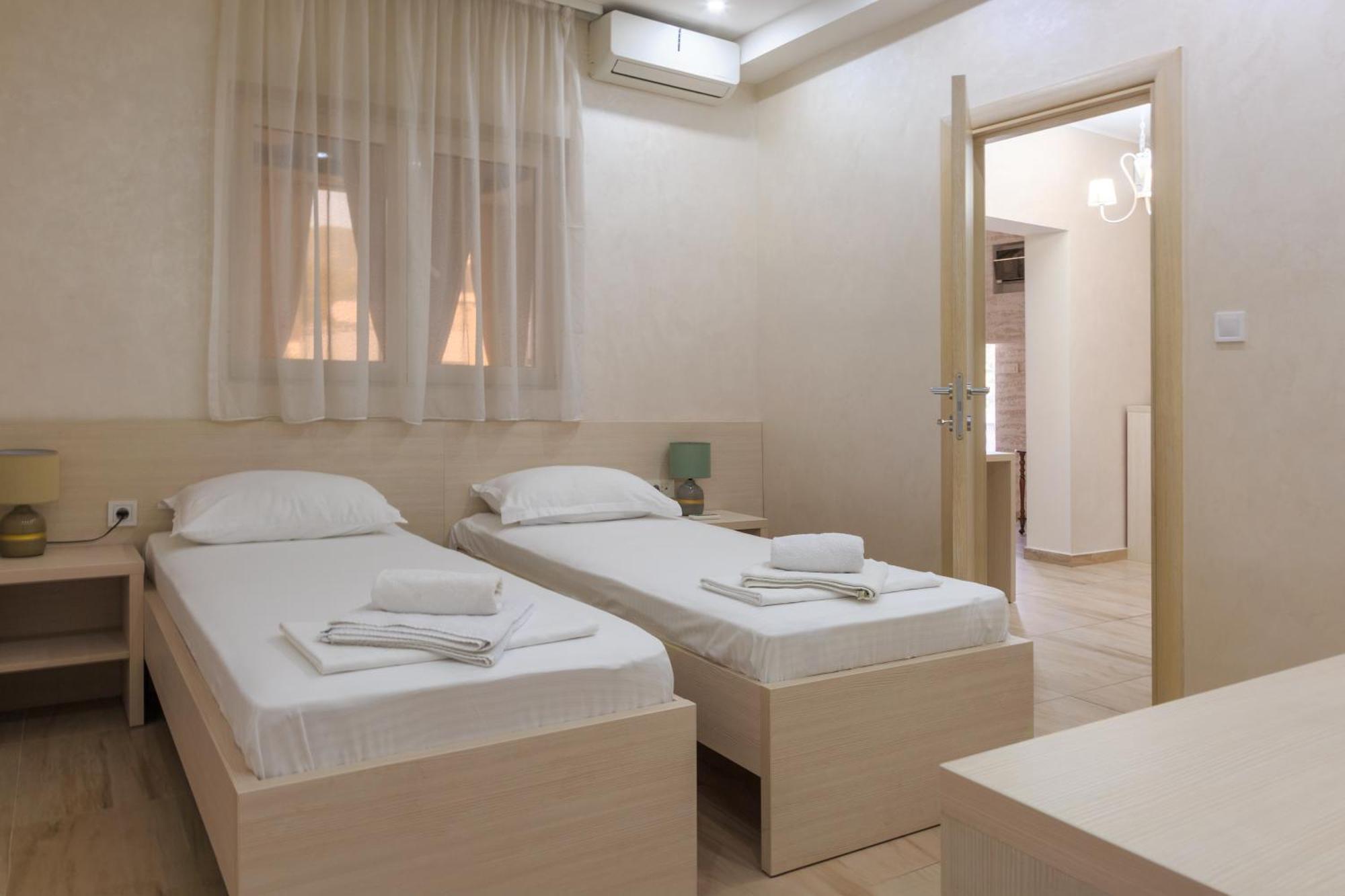 Hotel Maksim แฮร์เซ็ก-โนวี ภายนอก รูปภาพ