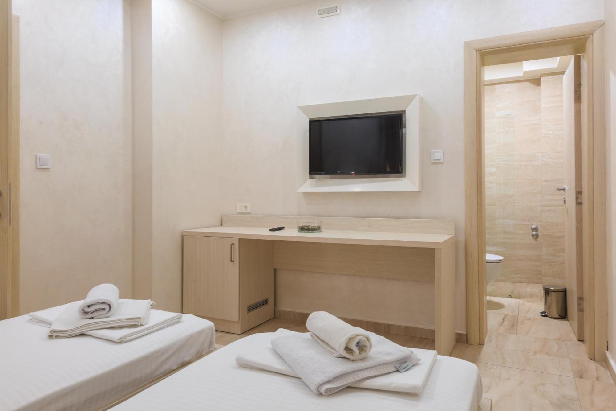 Hotel Maksim แฮร์เซ็ก-โนวี ภายนอก รูปภาพ